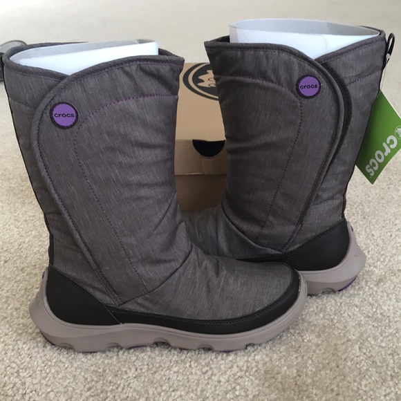 crocs duet busy day boot